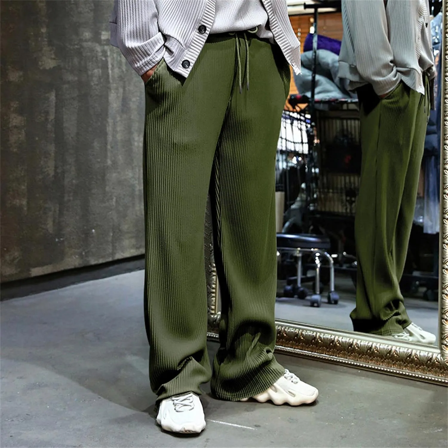 Mens Casual Corduroy Pants Drawstring Straight Harem Loose Sweatpants Elastic Waist Lightweight Fashion Trousers