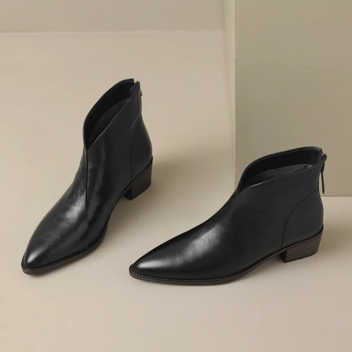 MONVELLA - ELEGANT ANKLE BOOTS