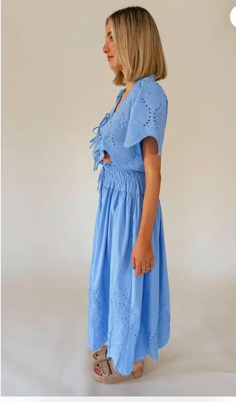 utcoco Women's Two Piece Outfits Summer Casual Embroidery Eyelet Tie Front Crop Shirt Top Long Skirt Sets